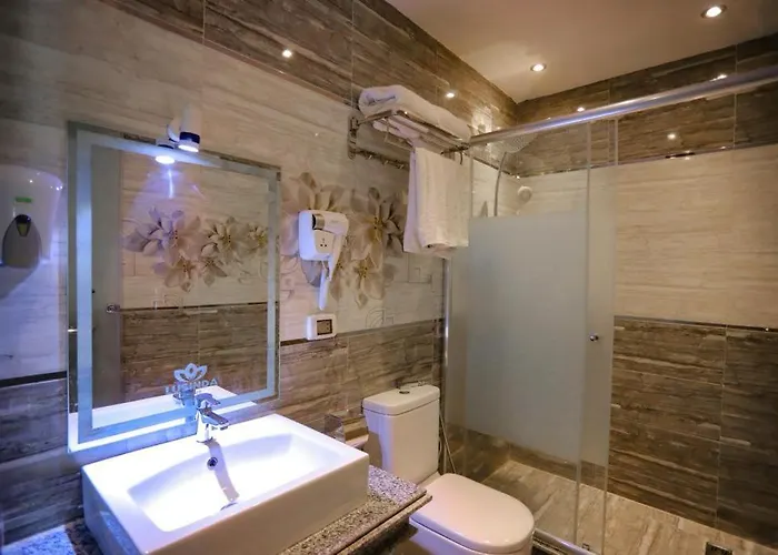 Lusinda Management By Zad Hotel 4*
