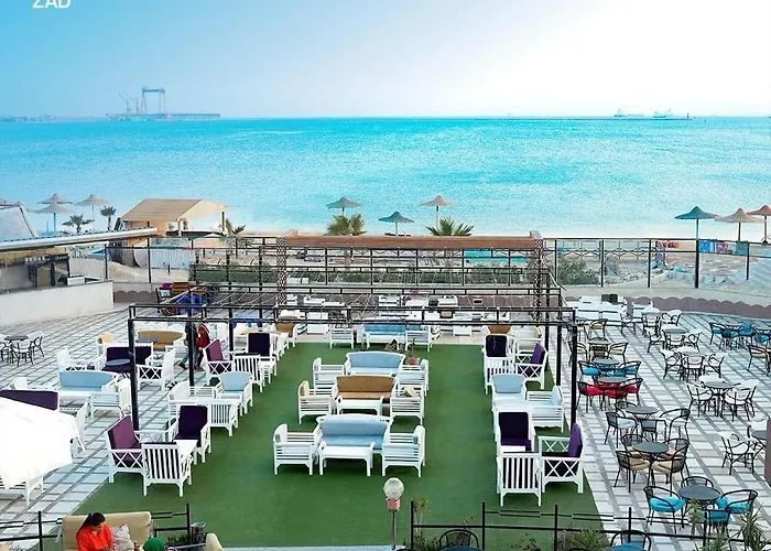 Lusinda Management By Zad 4* Suez
