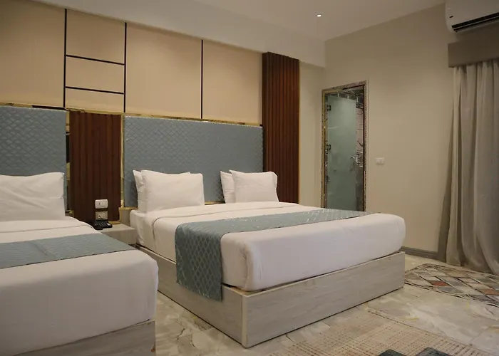 Hotel Lusinda Management By Zad